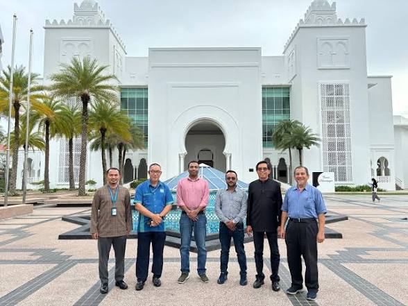 albukhary international university